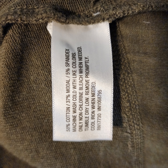 ✨2 for $5✨ Merona Cowlneck Olive Highlow Sweater Size Small - Picture 7 of 7